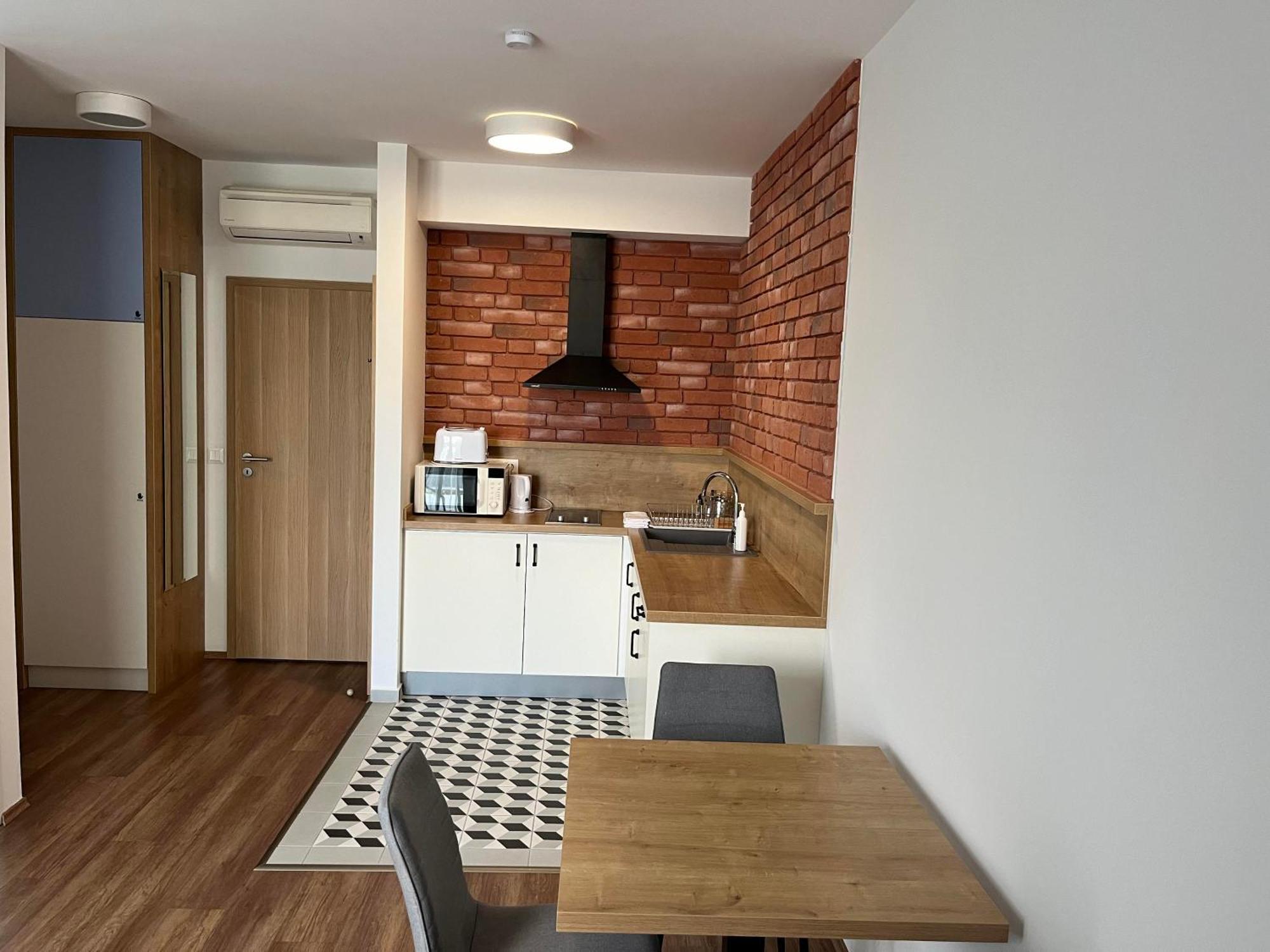 Berill Crystal Apartman Sárvár Exterior foto