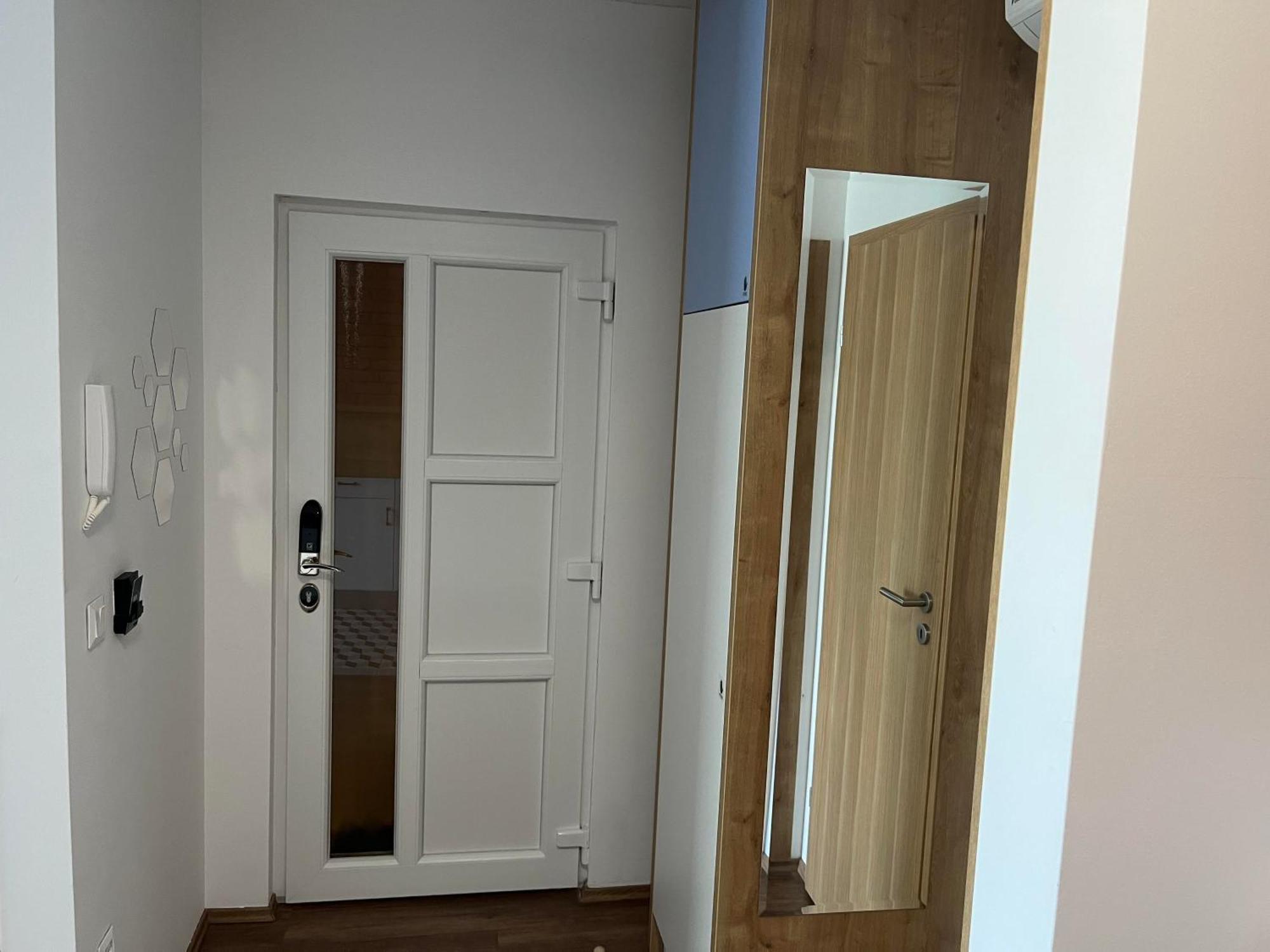 Berill Crystal Apartman Sárvár Exterior foto
